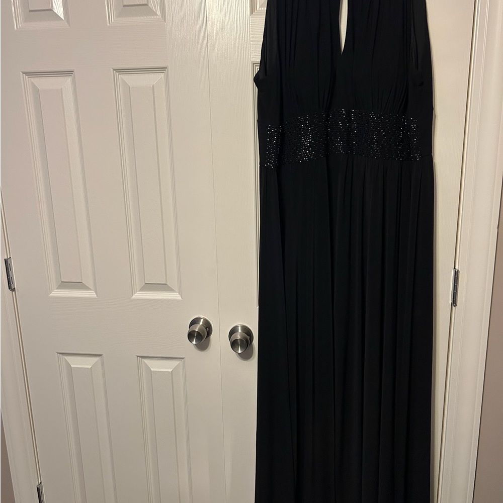 Elegant Black Evening Gown